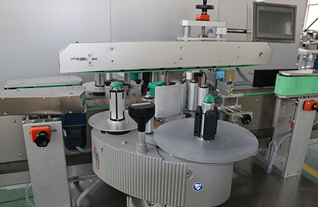 蜂蜜瓶雙面貼標機