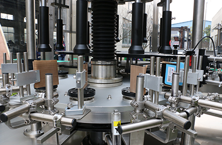 全自動回轉式不干膠貼標機-XTHZ-928J型