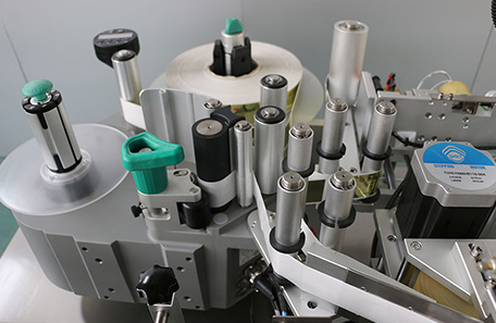 貼標(biāo)機貼吧